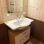 Apartment Mountain